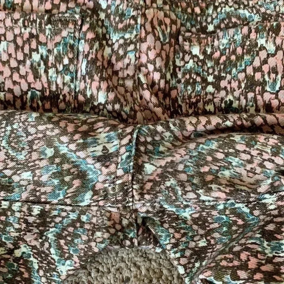 7 For All Mankind | Super Skinny Snake Print Jean - Picture 10 of 10